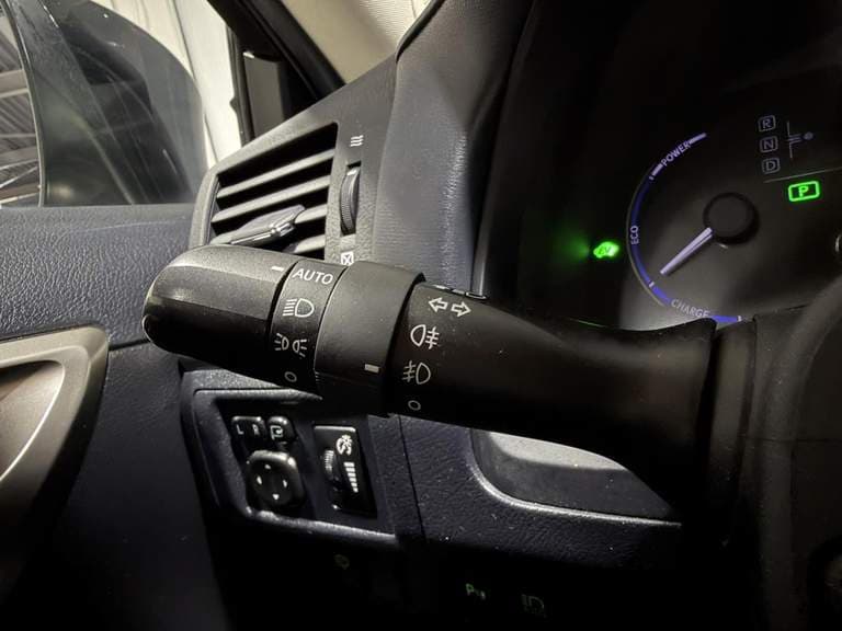 Lexus Ct thumbnail 51