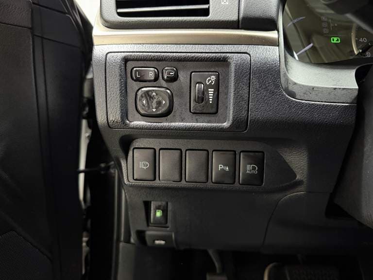 Lexus Ct thumbnail 62