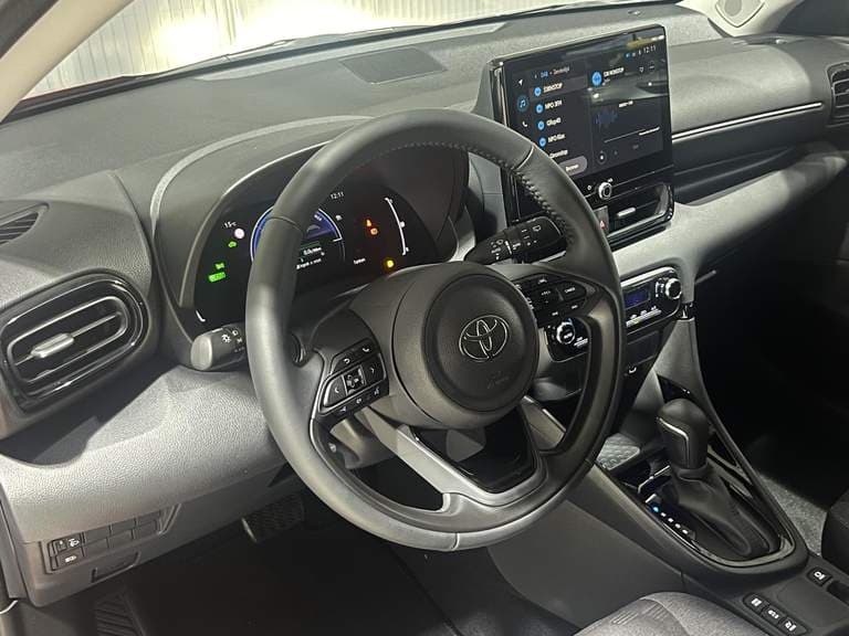 Toyota Yaris thumbnail 25