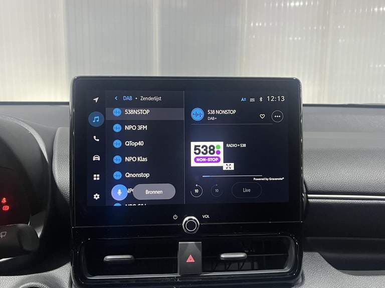 Toyota Yaris thumbnail 31