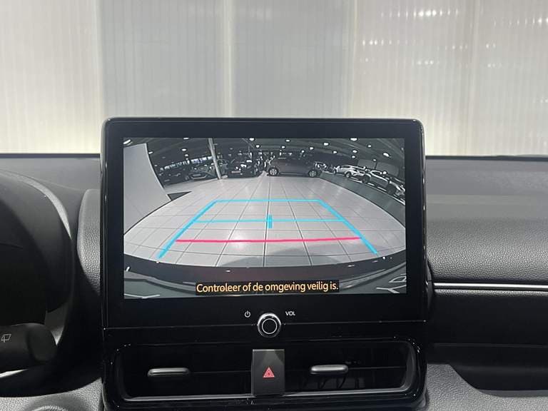 Toyota Yaris thumbnail 32