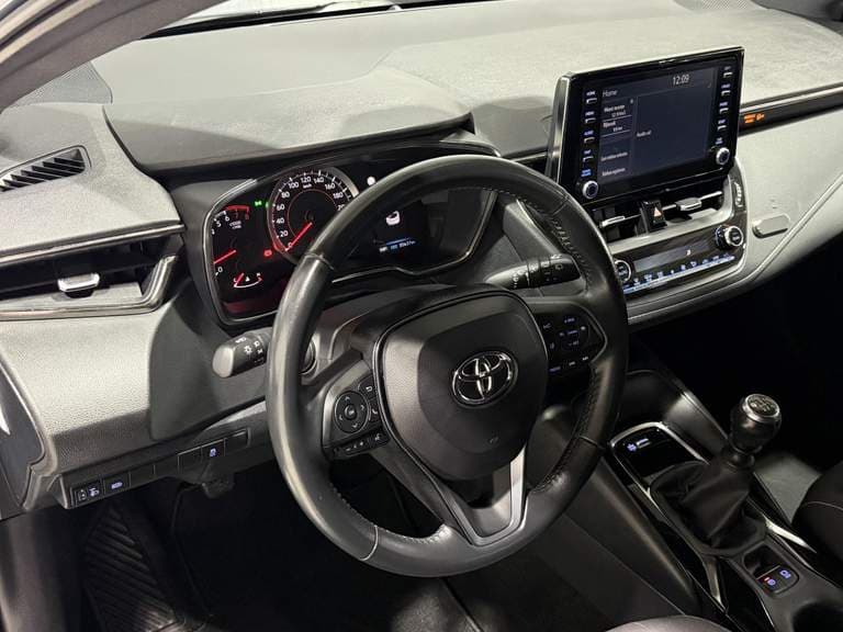 Toyota Corolla-touring-sports thumbnail 34