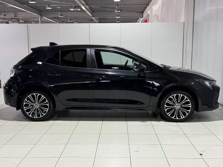 Toyota Corolla thumbnail 57