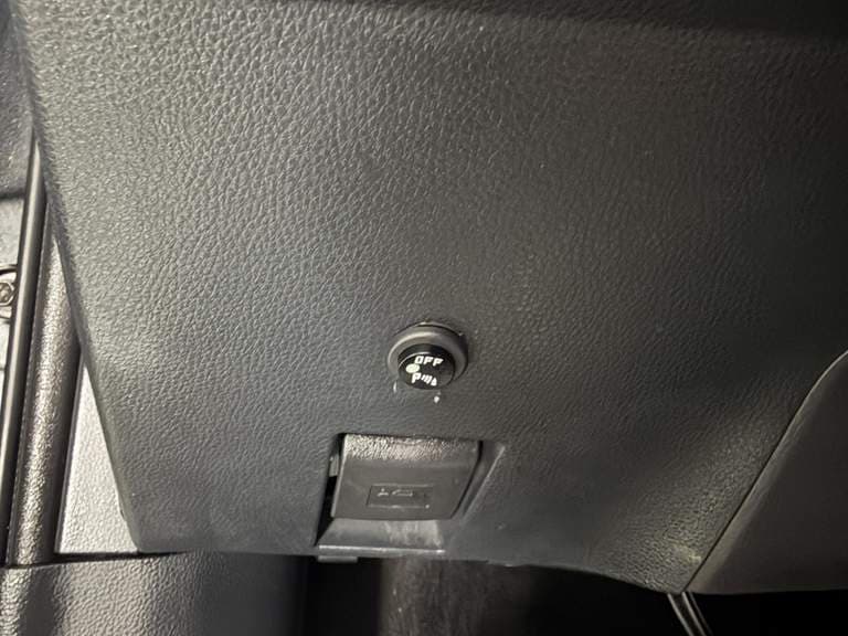 Toyota Corolla thumbnail 60