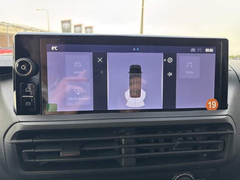 Toyota Proace thumbnail 36