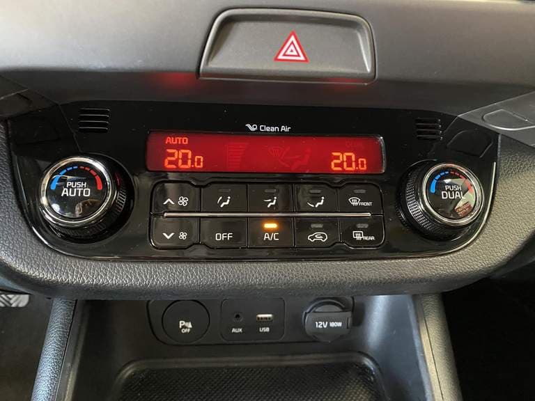 Kia Sportage thumbnail 38