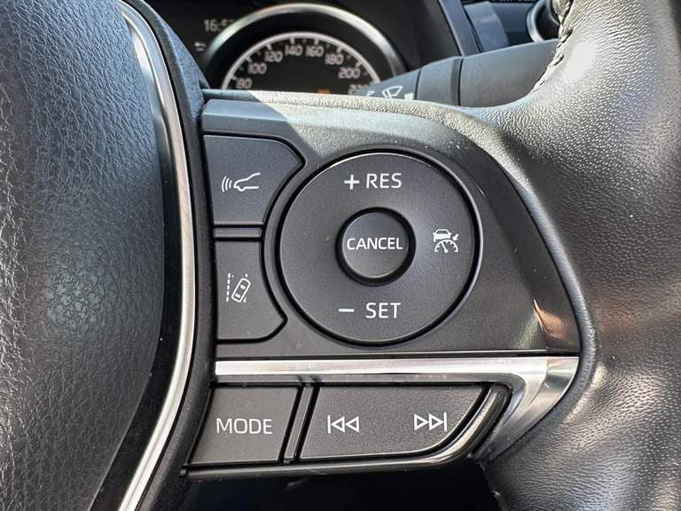 Toyota Camry thumbnail 49