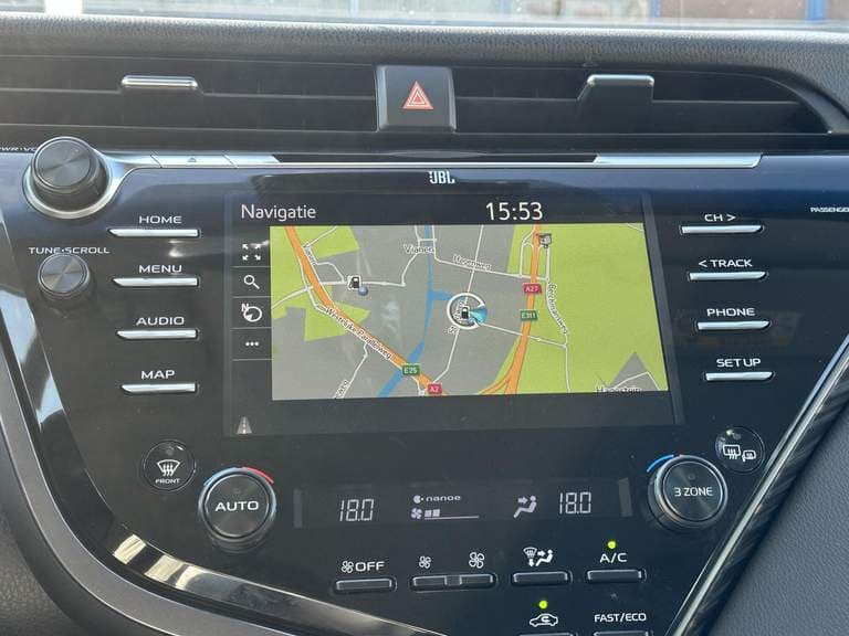 Toyota Camry thumbnail 57