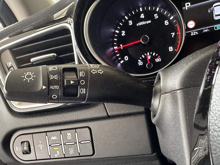 Kia Ceed thumbnail 36