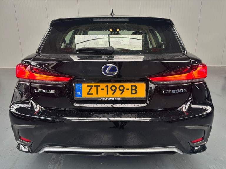 Lexus Ct thumbnail 38