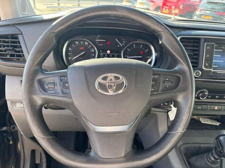 Toyota Proace thumbnail 32