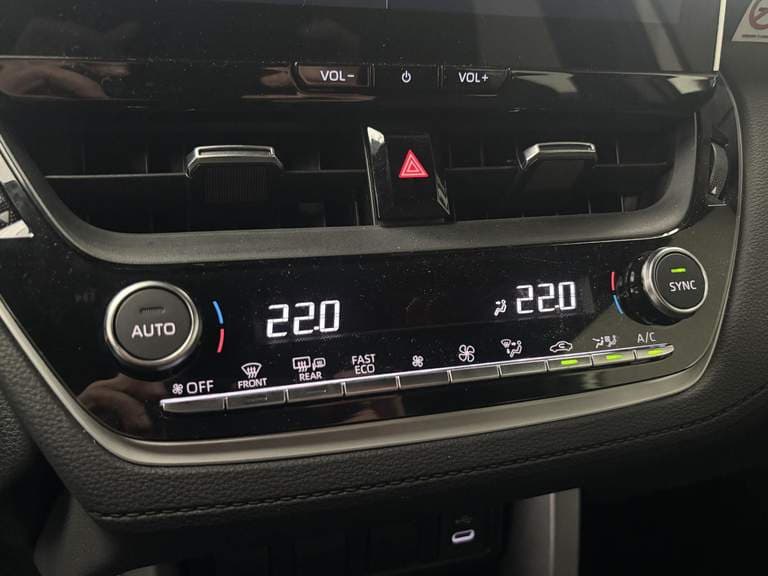 Toyota Corolla-cross thumbnail 44