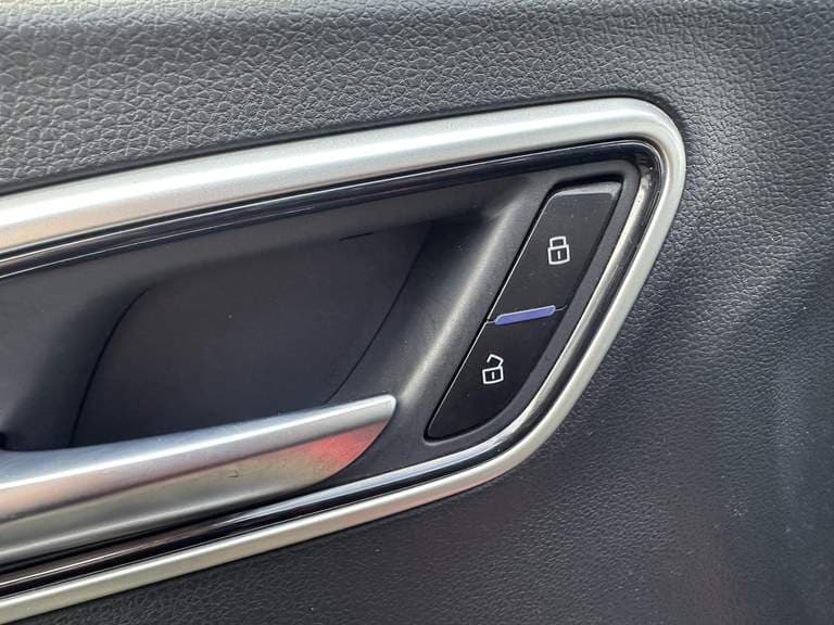 Mg Zs-ev thumbnail 39