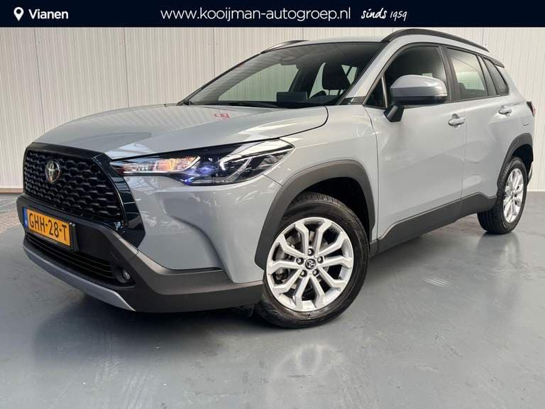 Toyota Corolla-cross thumbnail 26