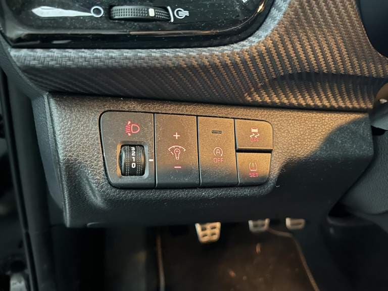 Kia Stonic thumbnail 39