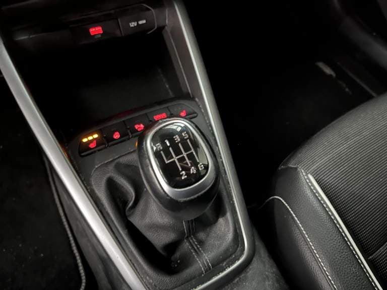 Kia Stonic thumbnail 47