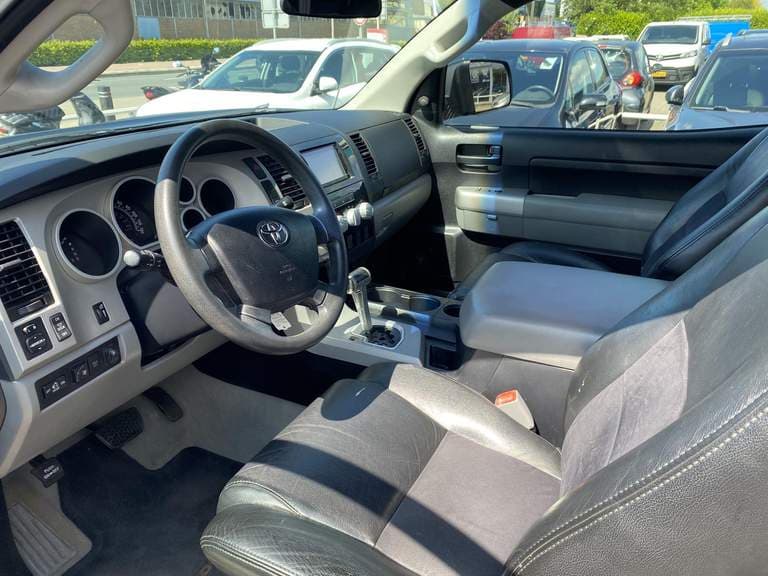 Toyota Tundra thumbnail 25