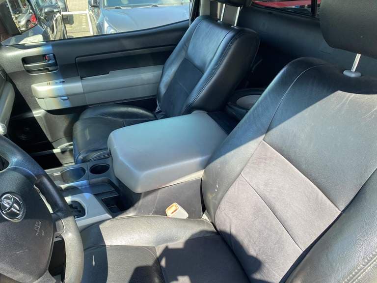 Toyota Tundra thumbnail 26