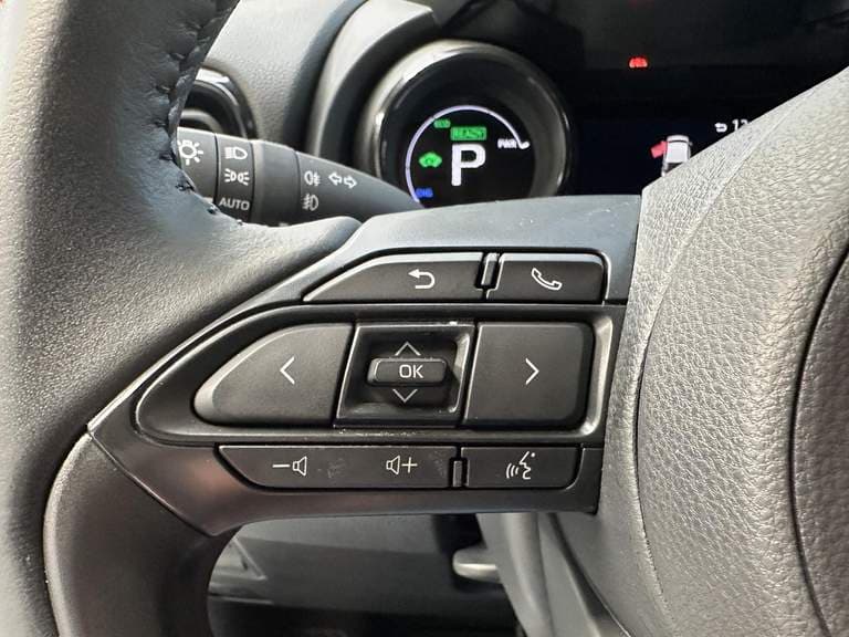 Toyota Yaris thumbnail 40