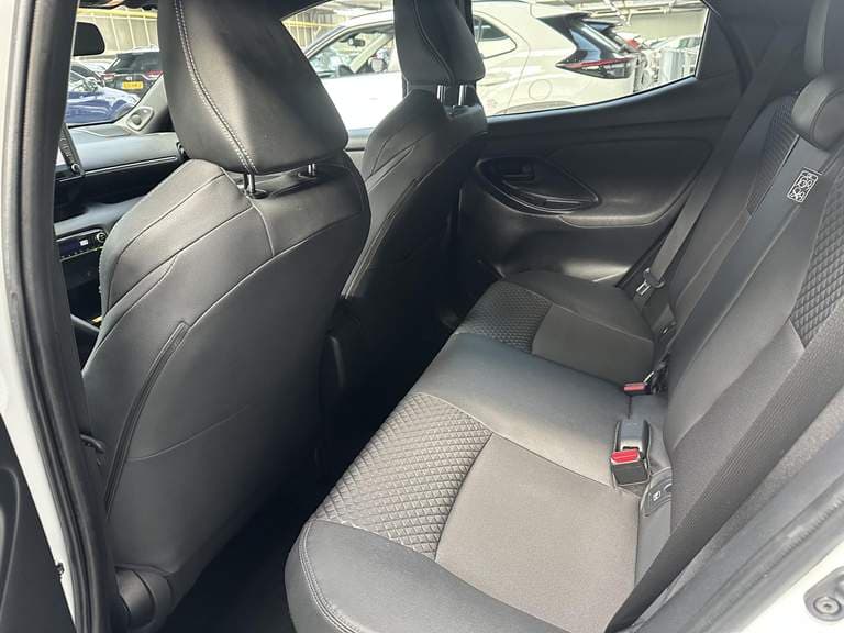 Toyota Yaris thumbnail 48