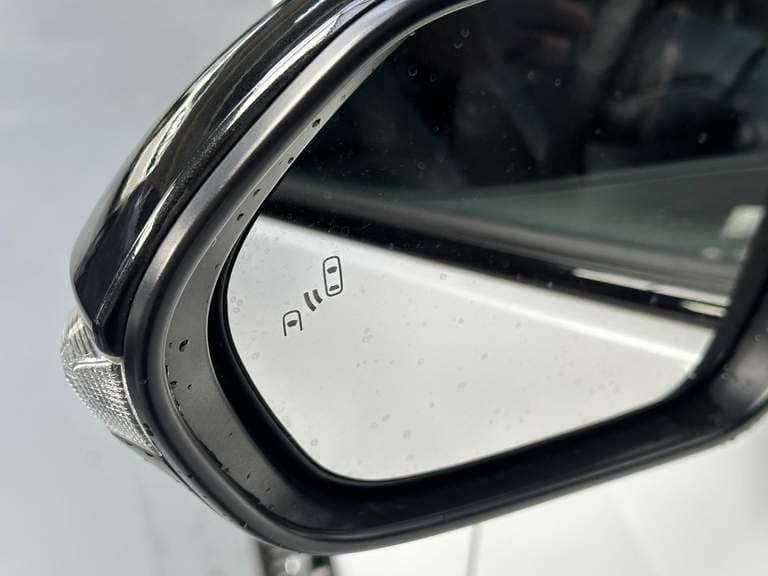 Toyota Yaris thumbnail 56