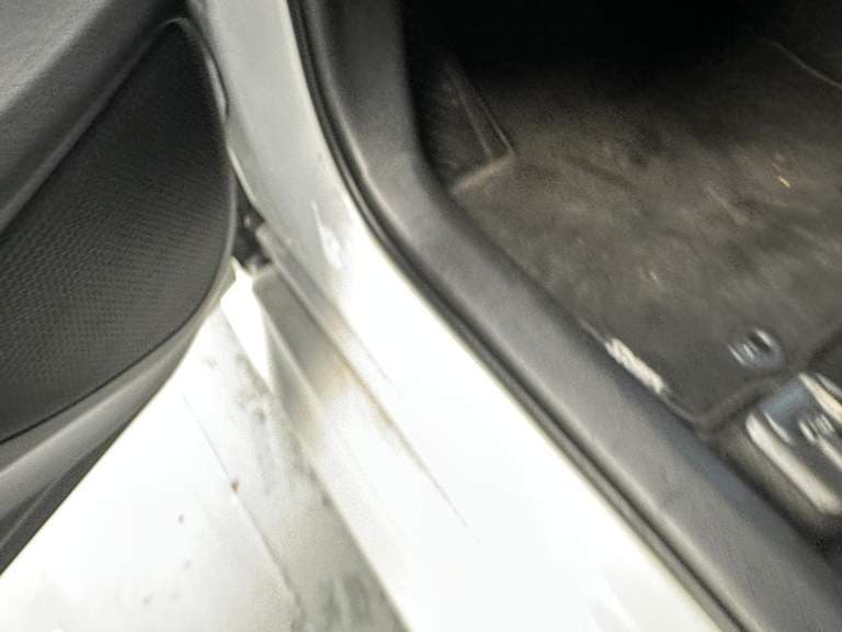 Toyota Yaris thumbnail 33