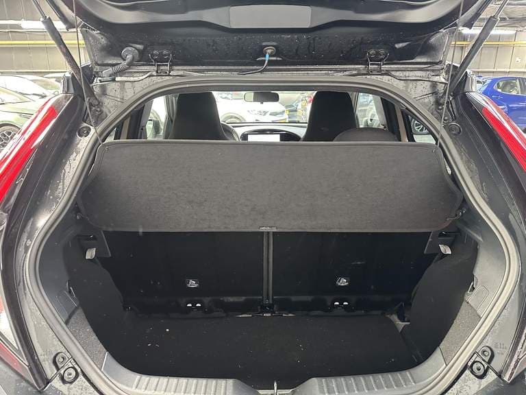 Toyota Aygo thumbnail 40