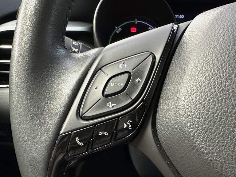 Toyota C-hr thumbnail 39