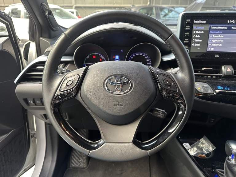 Toyota C-hr thumbnail 42