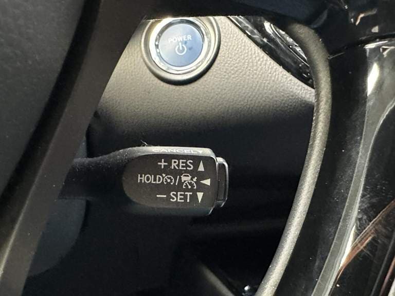 Toyota C-hr thumbnail 43