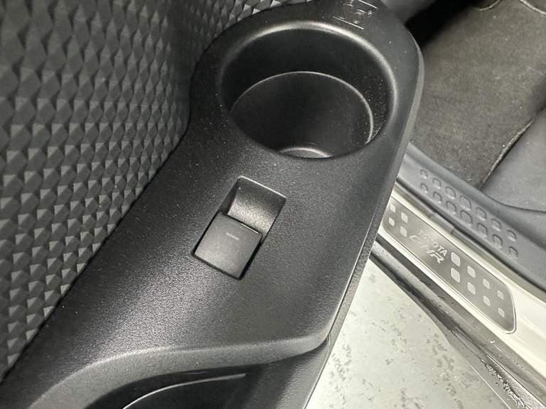 Toyota C-hr thumbnail 47