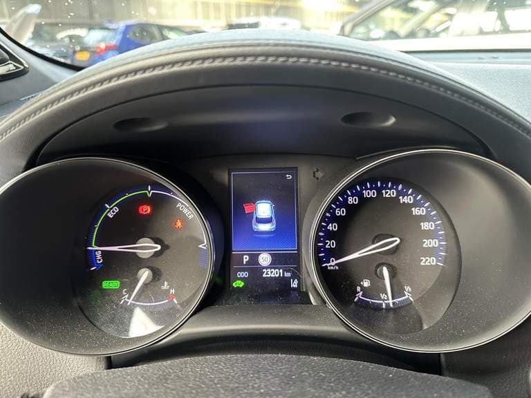 Toyota C-hr thumbnail 36