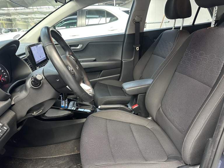 Kia Rio thumbnail 24