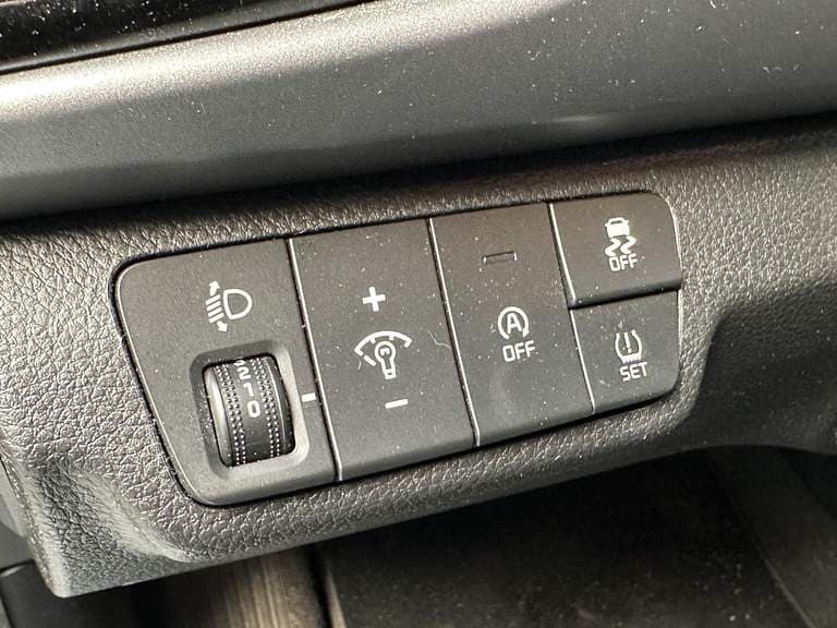 Kia Rio thumbnail 26