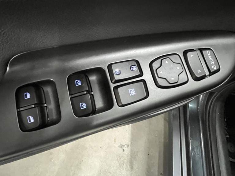 Hyundai Kona thumbnail 51