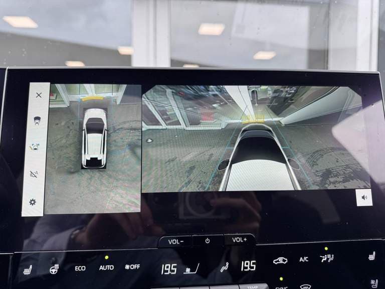 Toyota Bz4x thumbnail 50