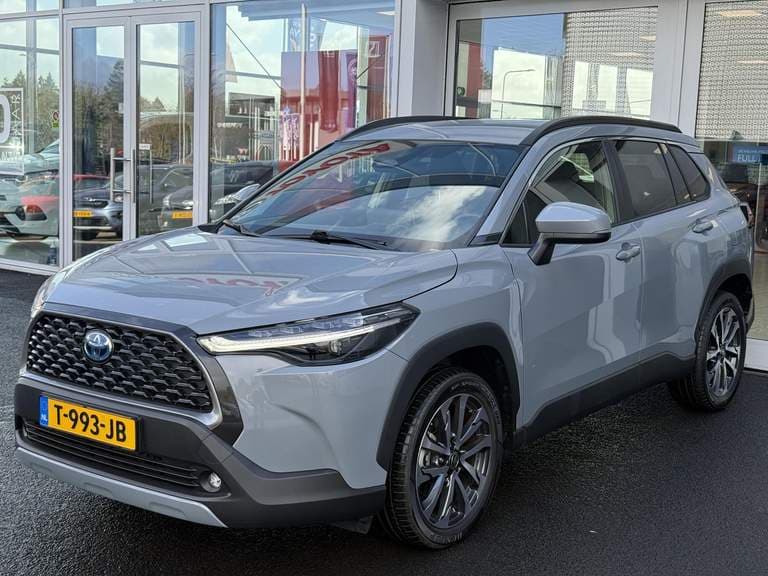 Toyota Corolla-cross thumbnail 32