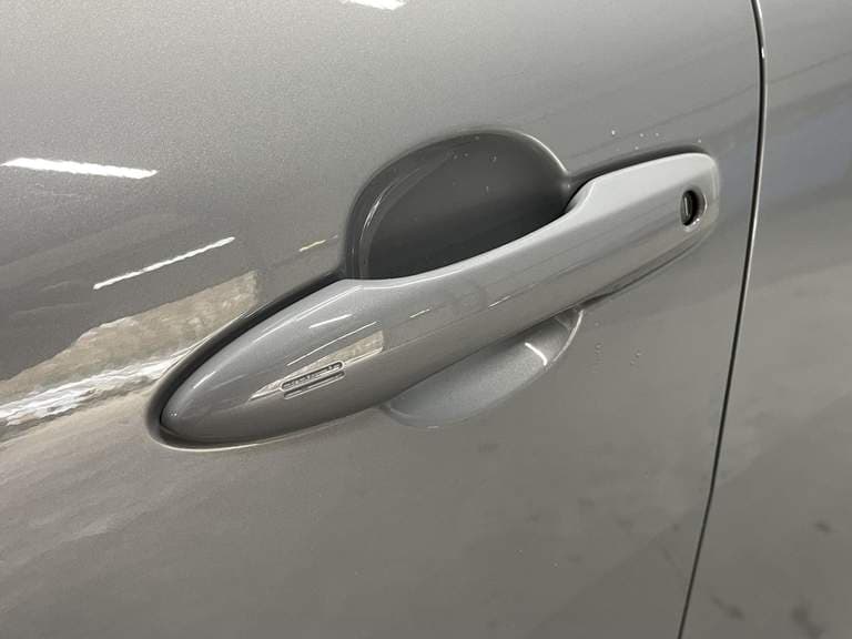 Toyota Corolla-cross thumbnail 37