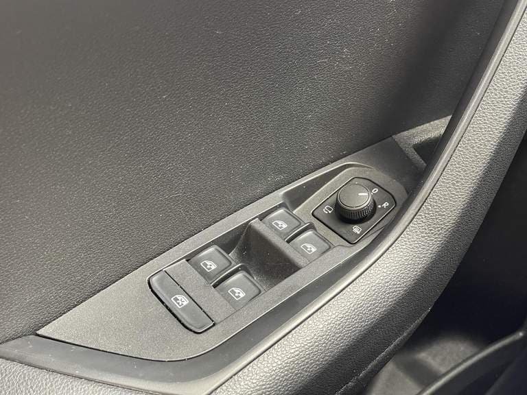 Skoda Karoq thumbnail 49