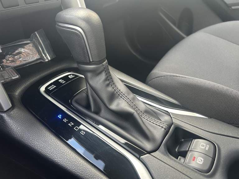 Toyota Corolla-cross thumbnail 45