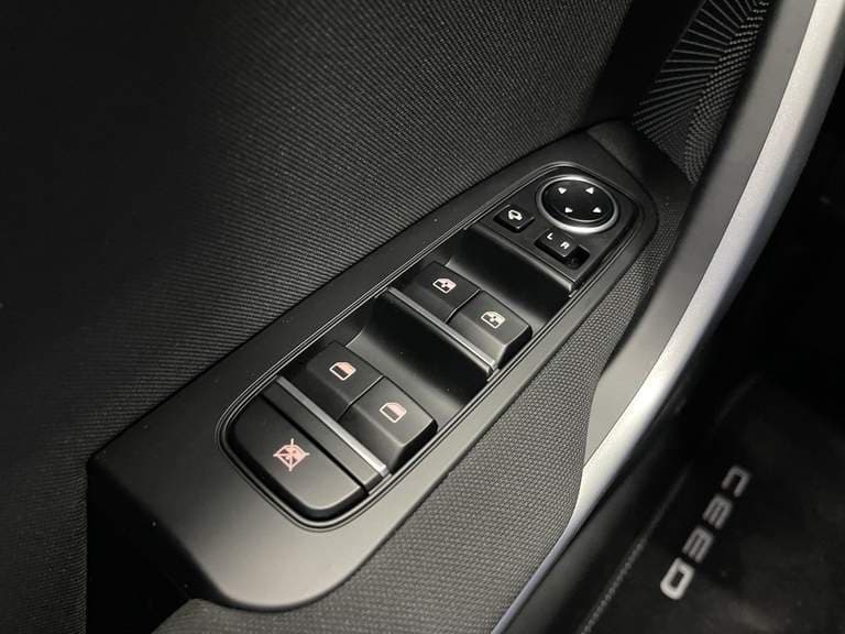 Kia Ceed thumbnail 44