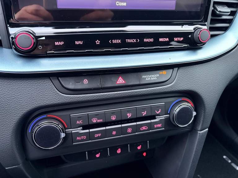 Kia Ceed thumbnail 51