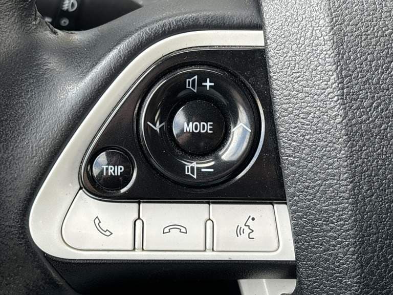 Toyota Prius thumbnail 49