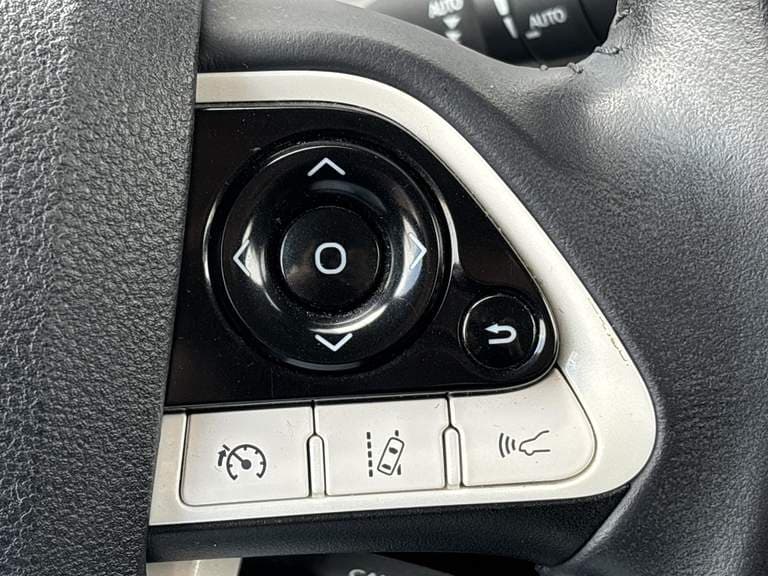 Toyota Prius thumbnail 50