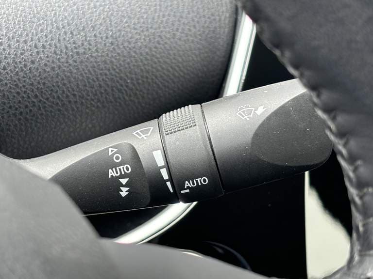 Toyota Prius thumbnail 52