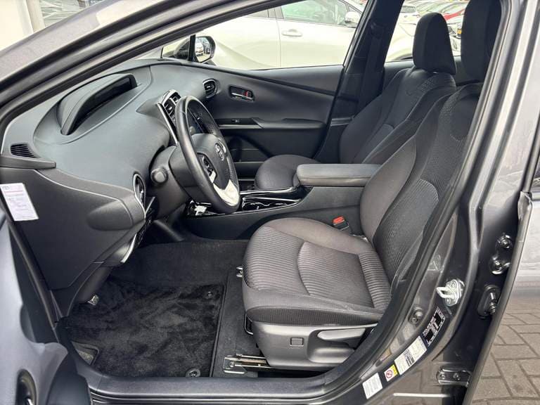 Toyota Prius thumbnail 56