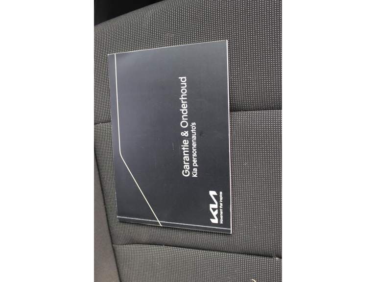 Kia Rio thumbnail 52