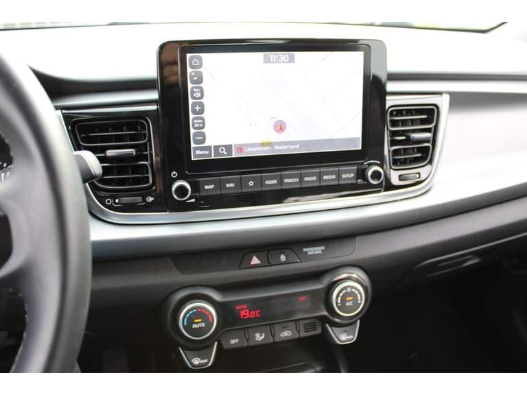 Kia Rio thumbnail 61