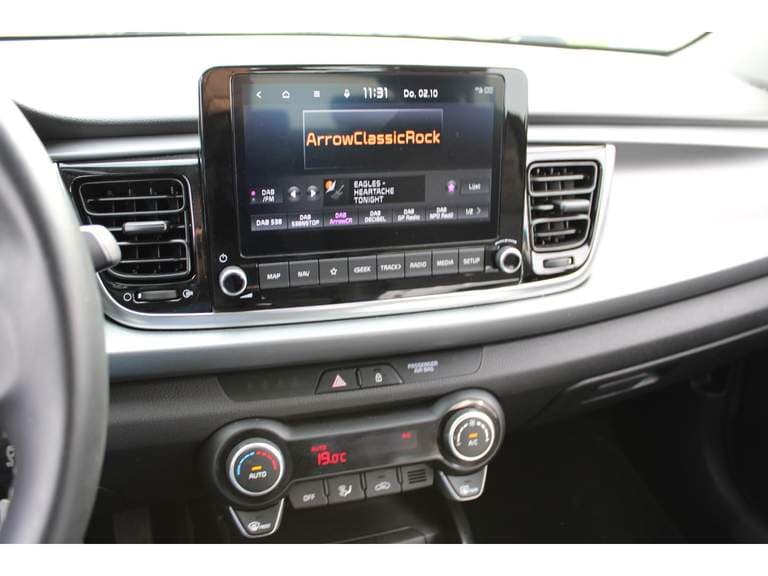 Kia Rio thumbnail 62