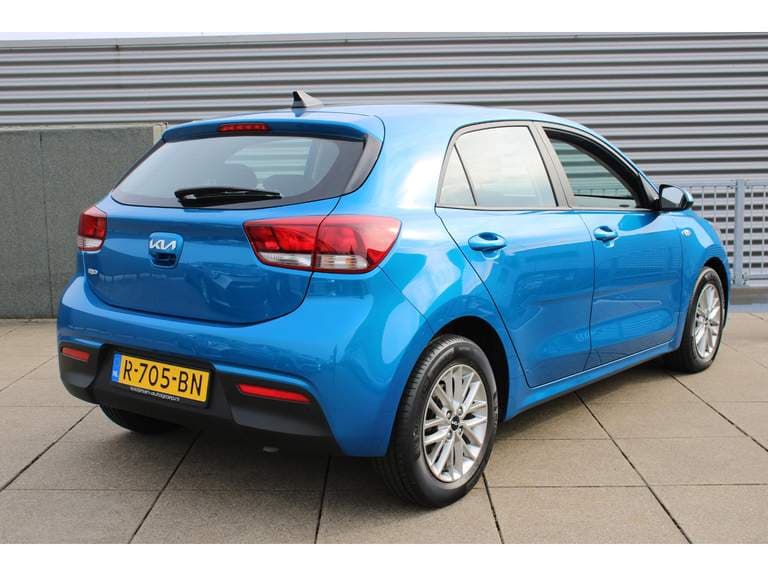 Kia Rio thumbnail 46